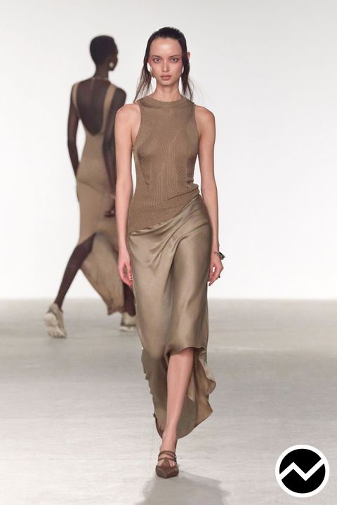 Oude Waag, SS27 womenswear, Satin, look 20
