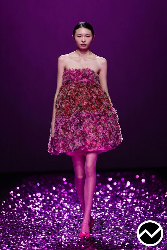 Shuting Qiu, SS27 womenswear, Barbiecore, look 31