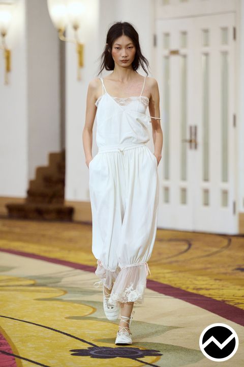 Xu Zhi SS27 womenswear, look 1
