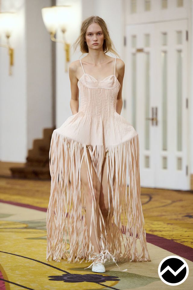 Xu Zhi, SS27 womenswear, Avant-Garde, look 47