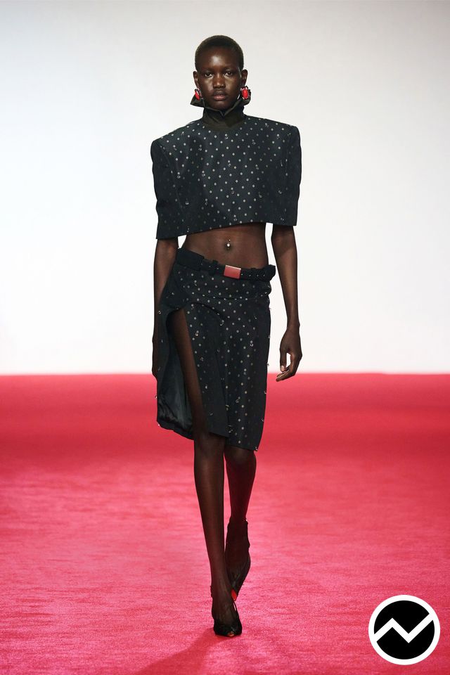 Yirantian, SS27 womenswear, Pullover Top, look 34