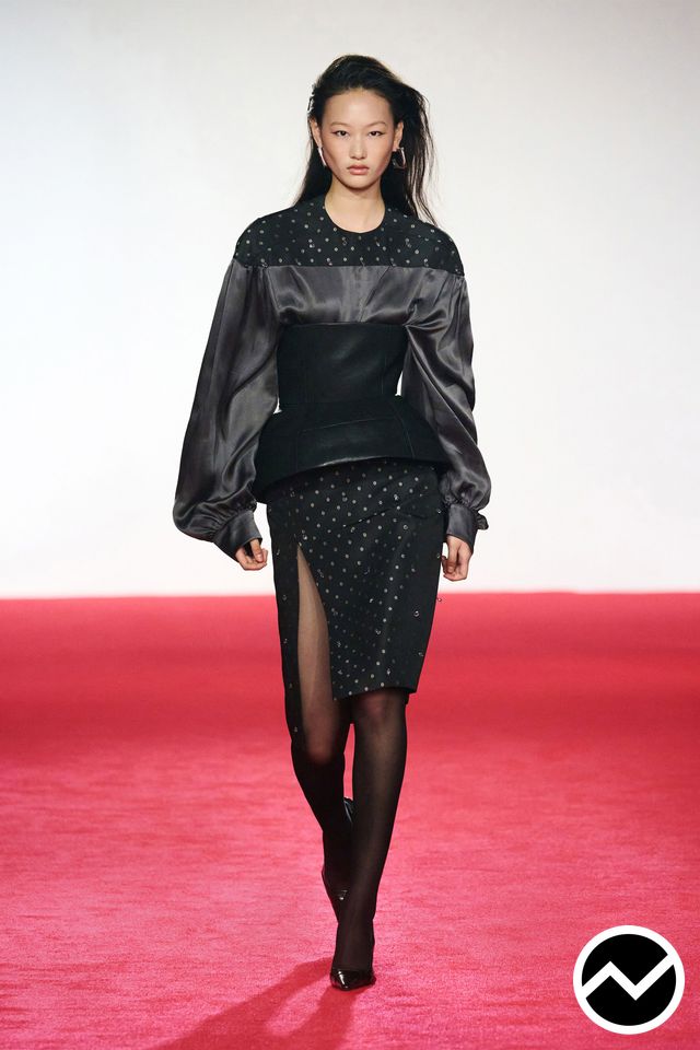 Yirantian, SS27 womenswear, Satin, look 36