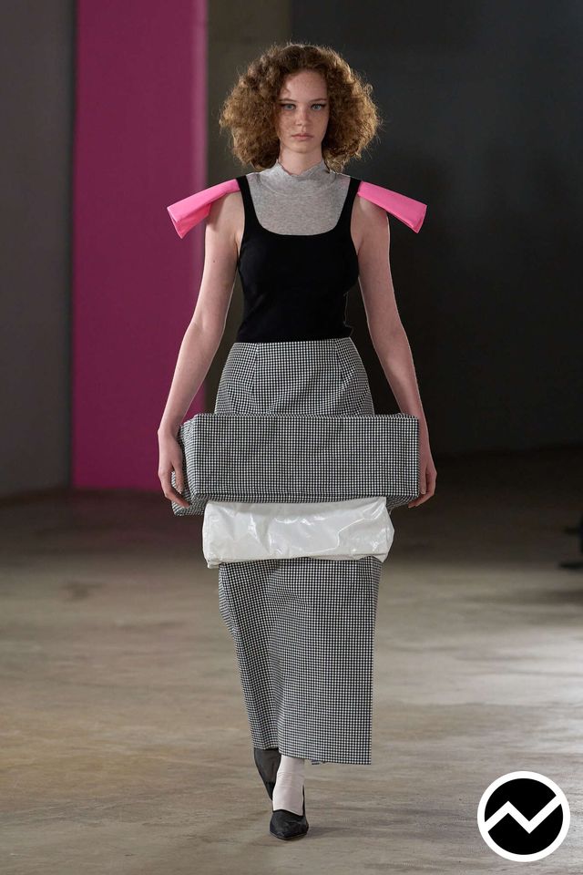 Enfold, SS27 womenswear, Straight Skirts, look 5