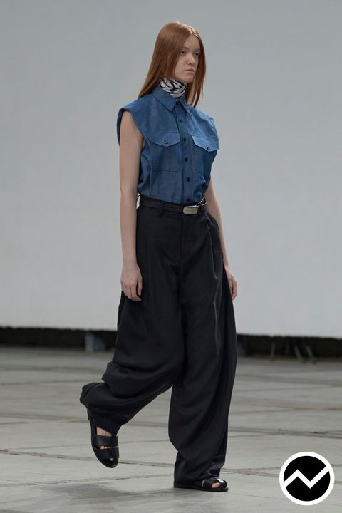 Hyke, SS27 womenswear, Buttoned Shirts, look 14