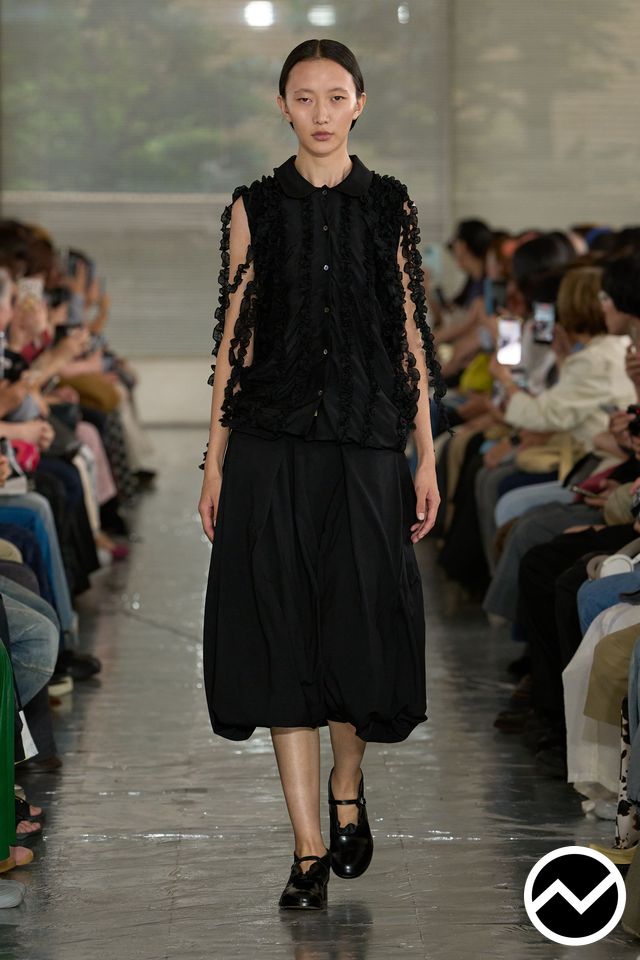 Pillings, SS27 womenswear, Dark Romance, look 9